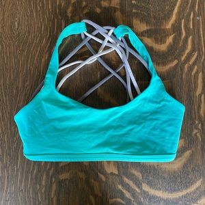 Lululemon size 4